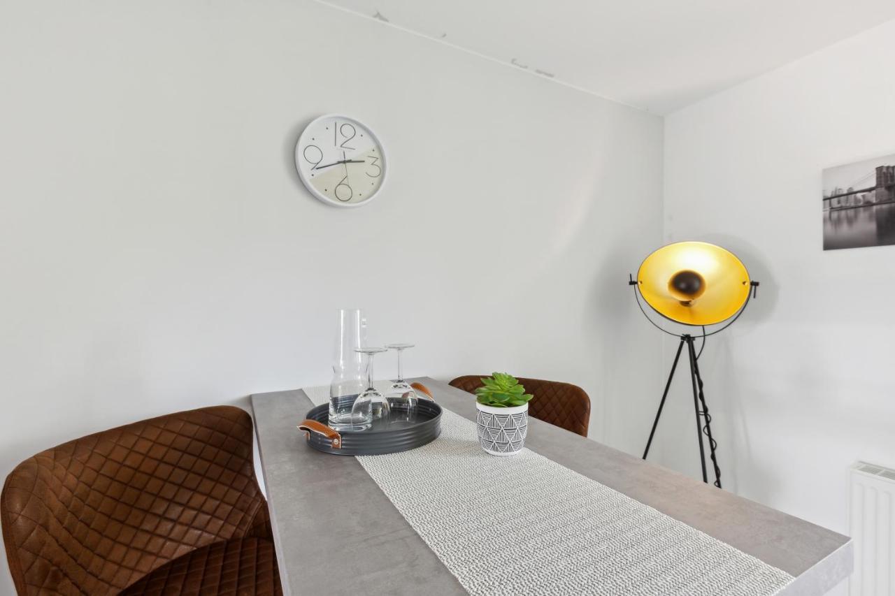 Apartment-Studio, Netflix-Tv Fuer Bis Zu 2 Personen Χάλμπερσταντ Εξωτερικό φωτογραφία