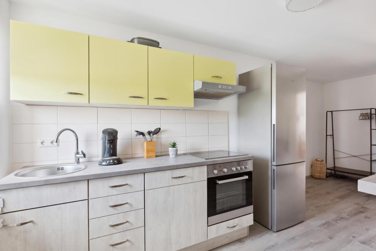 Apartment-Studio, Netflix-Tv Fuer Bis Zu 2 Personen Χάλμπερσταντ Εξωτερικό φωτογραφία